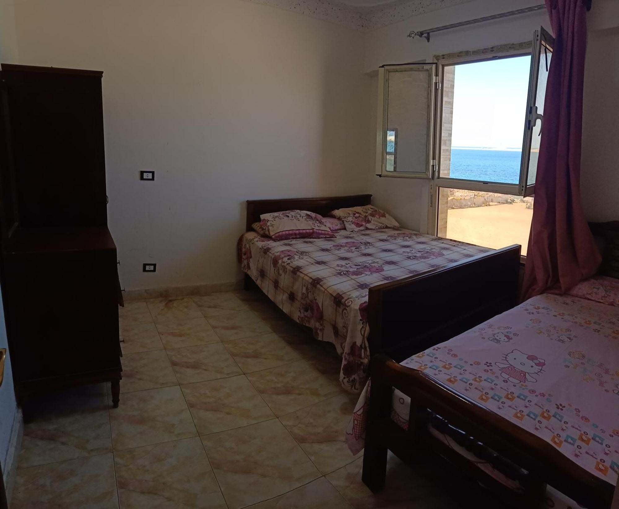 Furnished Apartment - Beach View "Nearest Beach 2 Minutes Walking" - Free Wifi- Abo Keer - Alexandria - Egypt Abu Qir Exterior foto